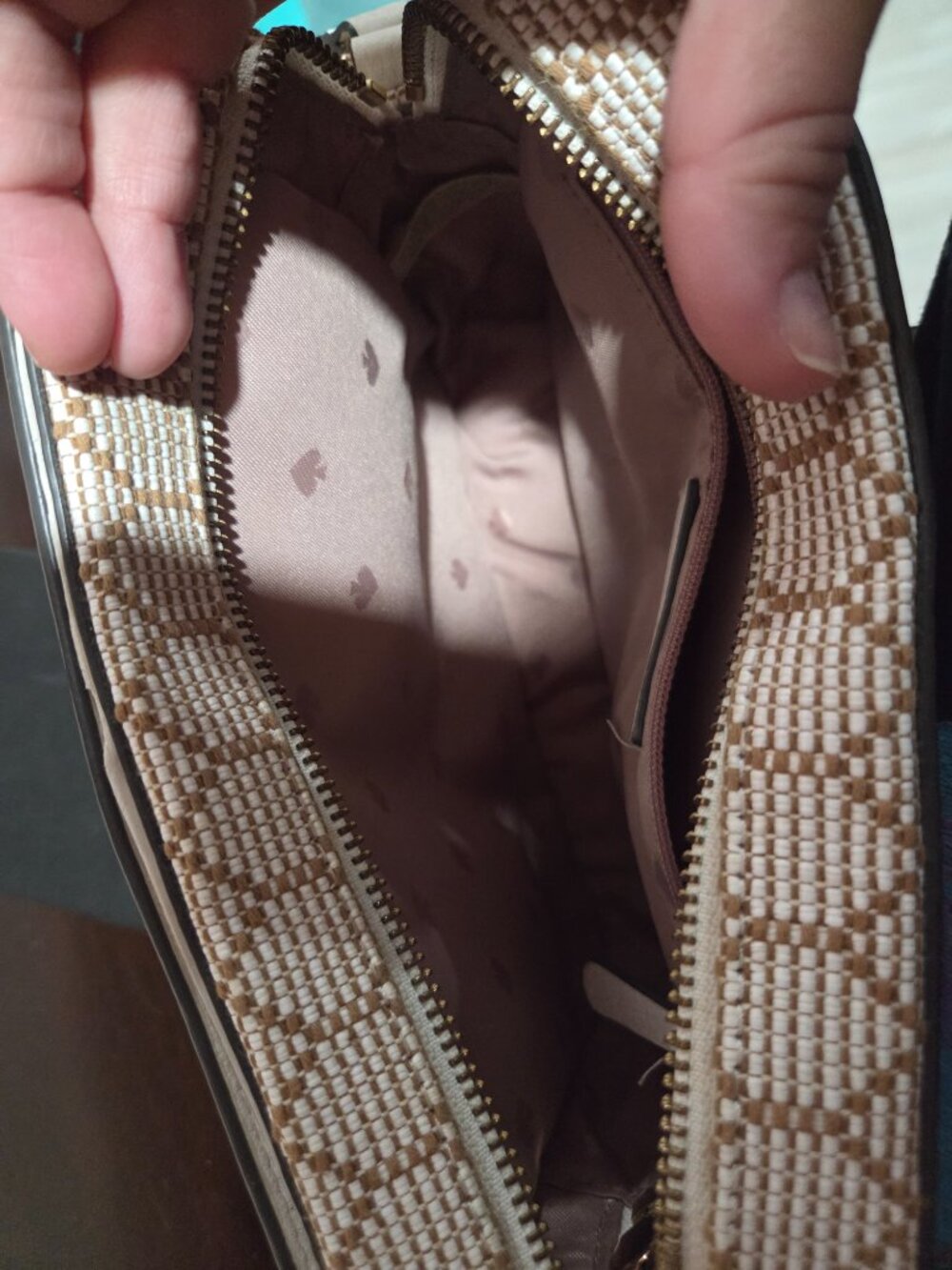 Kate spade crossbody - Picture 8 of 10